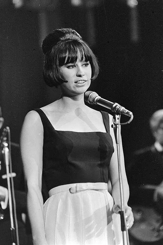Astrud Gilberto