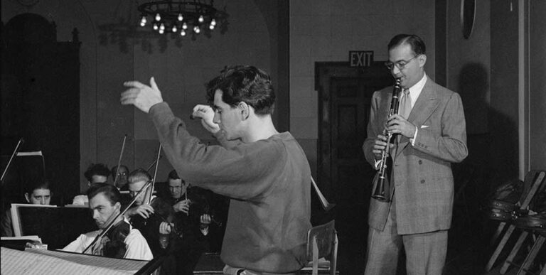 Leonard Bernstein, Benny Goodman, and Max Hollander, Carnegie Hall, New York, N.Y., between 1946 and 1948 by William P. Gottlieb / Library of Congress